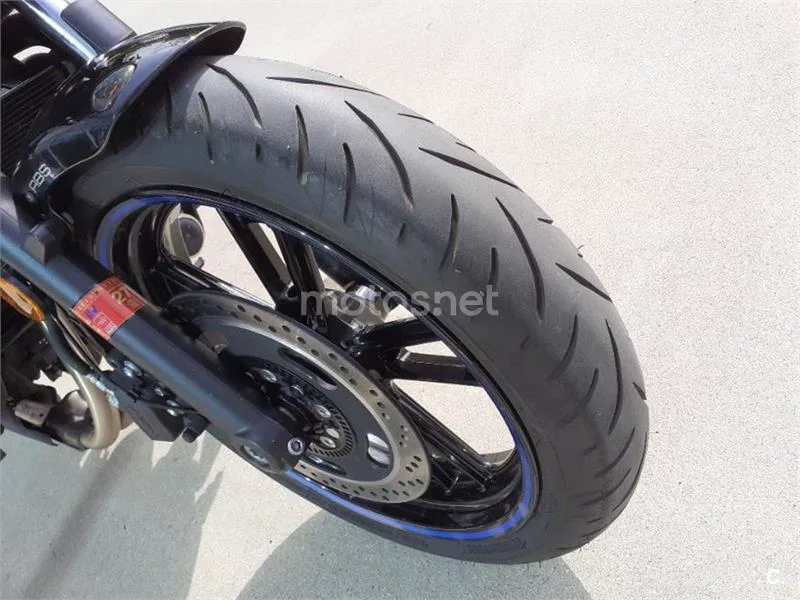 Kawasaki Vulcan S – Vista 13