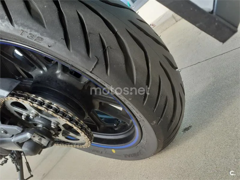 Kawasaki Vulcan S – Vista 19