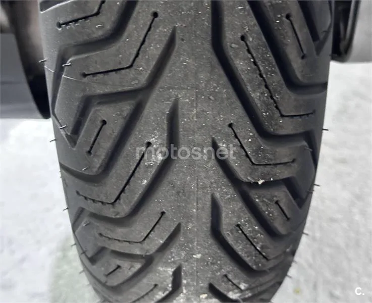 Yamaha XMAX 125 – Vista 20