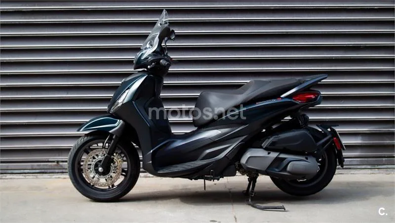 Piaggio Beverly – Vista 13