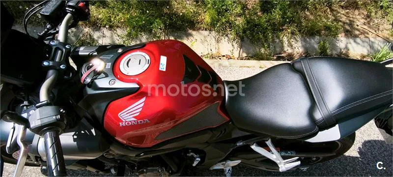 Honda CBR 650 R – Vista 8