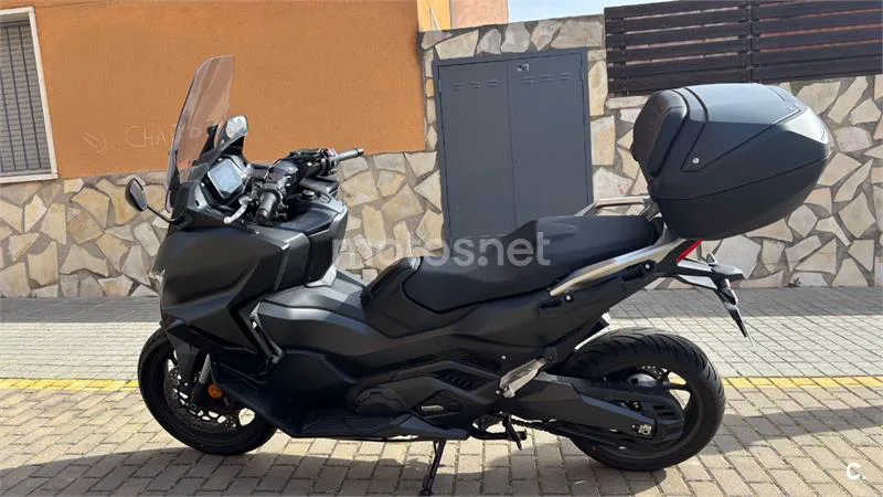 Honda Forza 750 – Vista 7