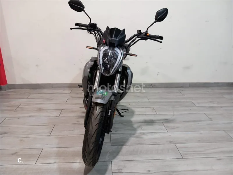 UM Xtreet 125 – Vista 3
