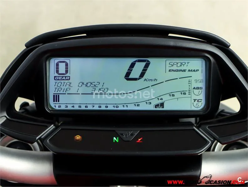 MV Agusta Brutale – Vista 6