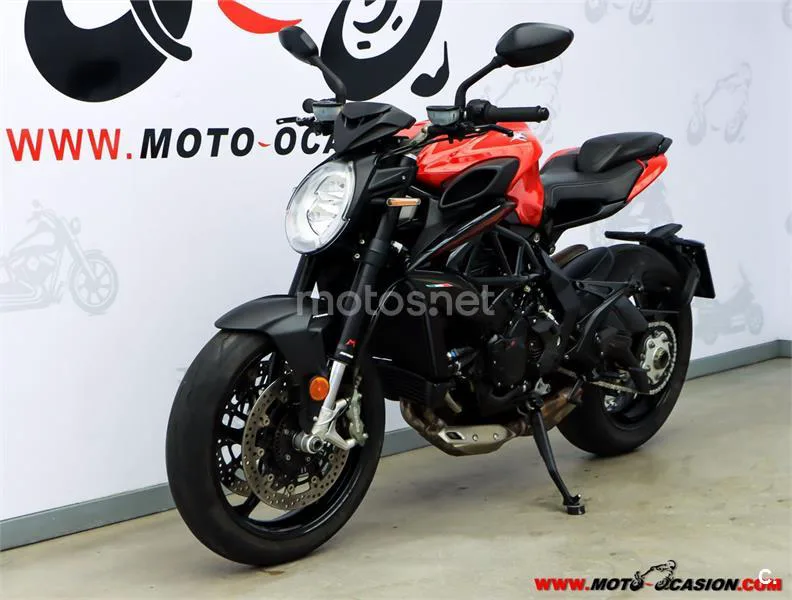 MV Agusta Brutale – Vista 8
