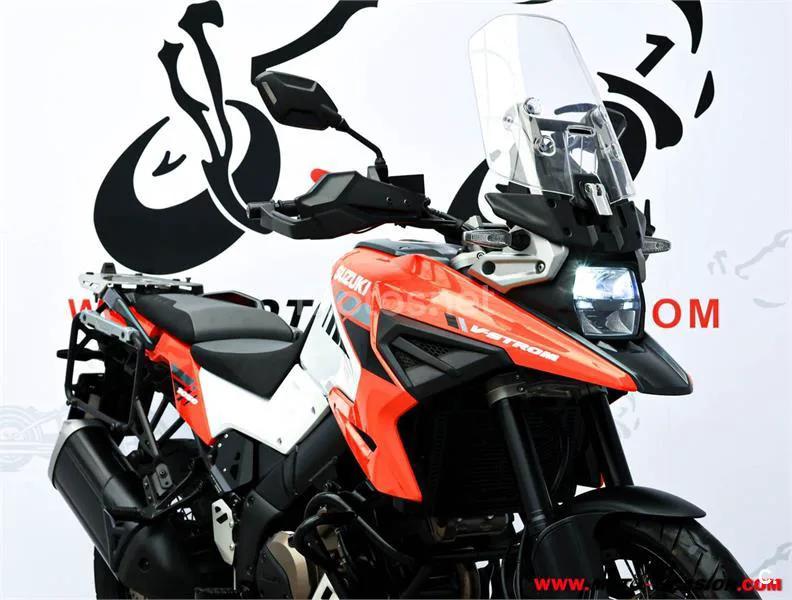 Suzuki V-Strom 1050 – Vista 4