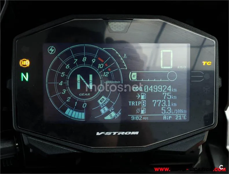 Suzuki V-Strom 1050 – Vista 6