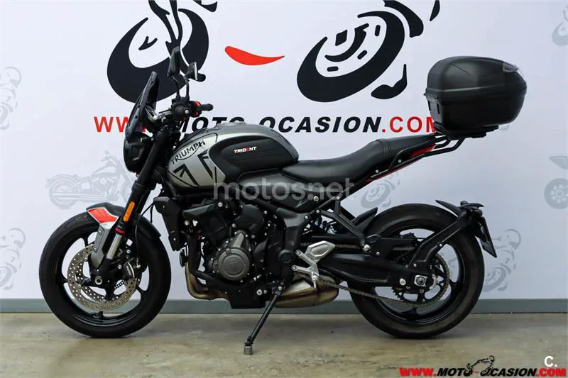 Triumph Trident 660 – Vista 7