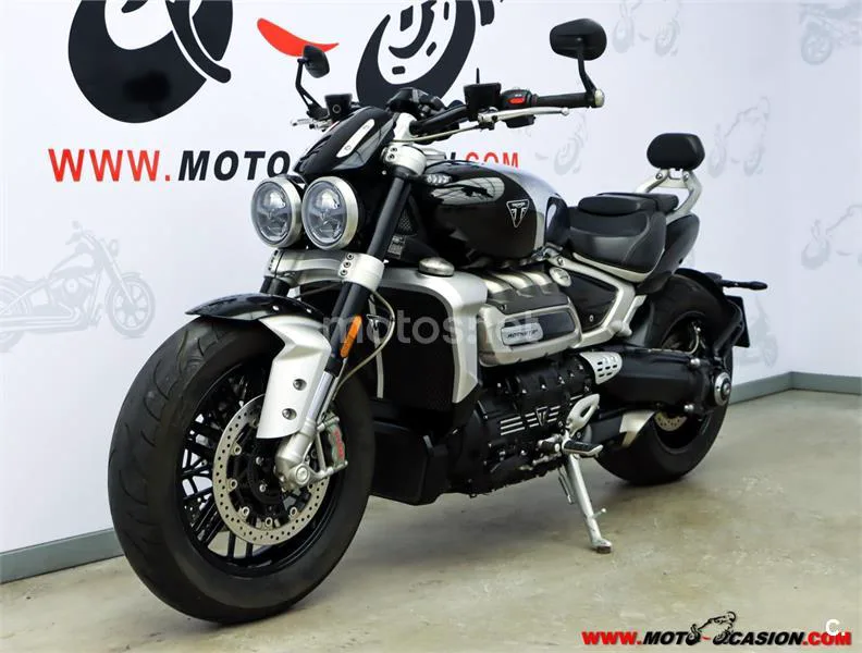 Triumph Rocket 3 – Vista 8