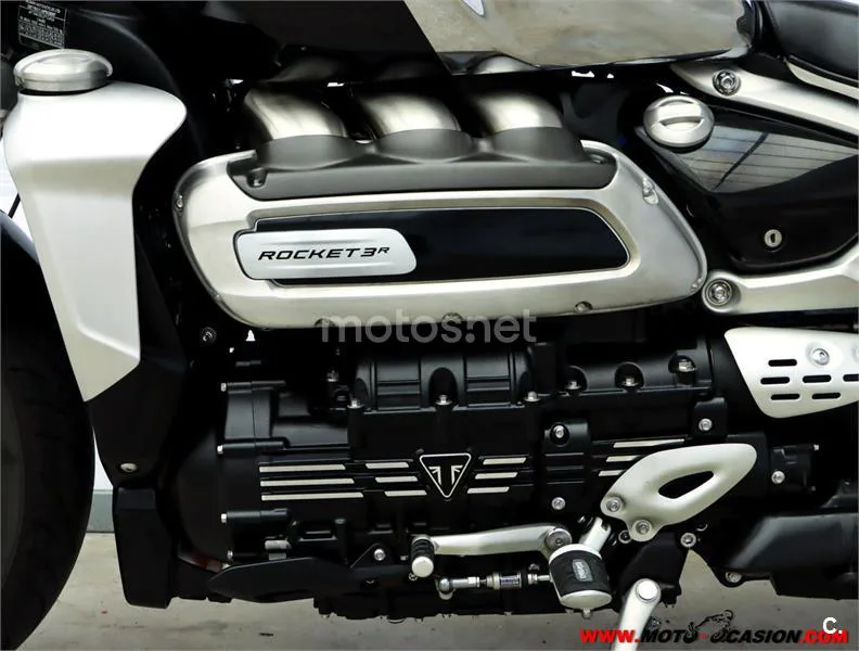 Triumph Rocket 3 – Vista 10