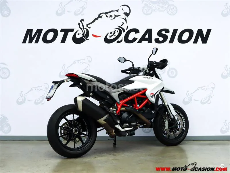 Ducati Hypermotard 939 – Vista 3