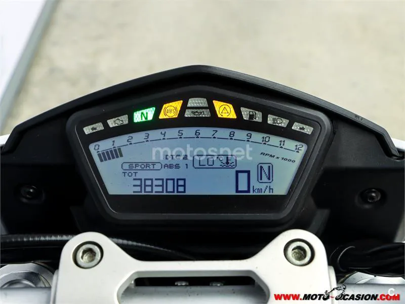 Ducati Hypermotard 939 – Vista 6