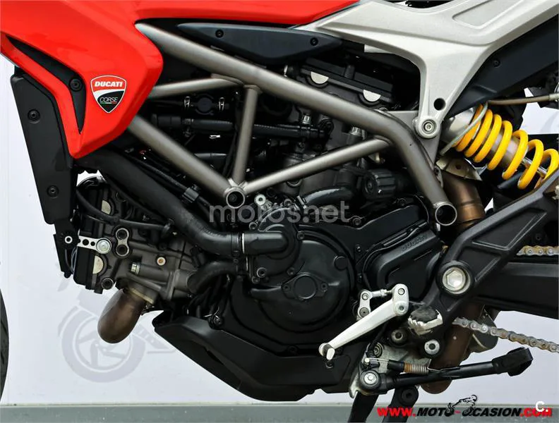 Ducati Hyperstrada – Vista 10