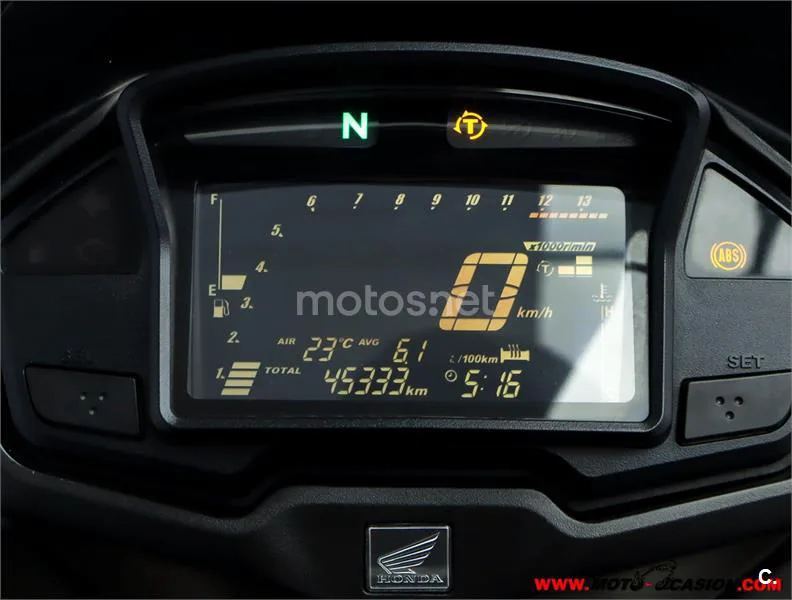 Honda VFR 800 X Crossrunner – Vista 6