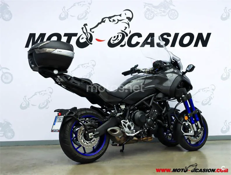 Yamaha Niken – Vista 3