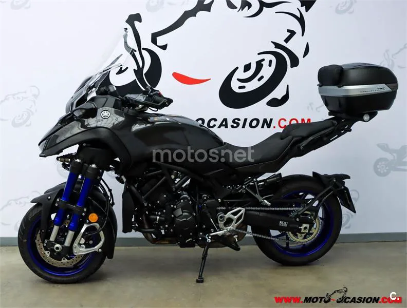 Yamaha Niken – Vista 7