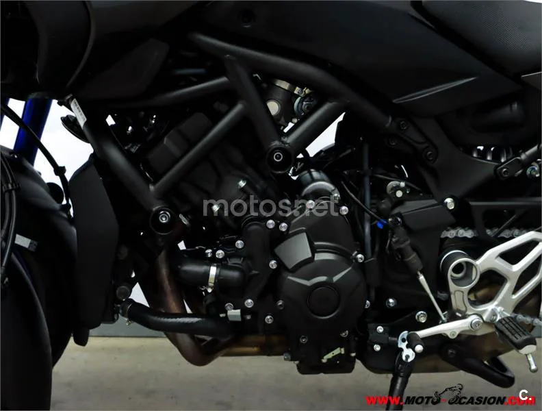 Yamaha Niken – Vista 10