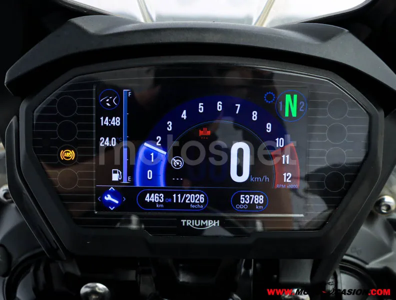 Triumph Tiger 800 XR – Vista 6