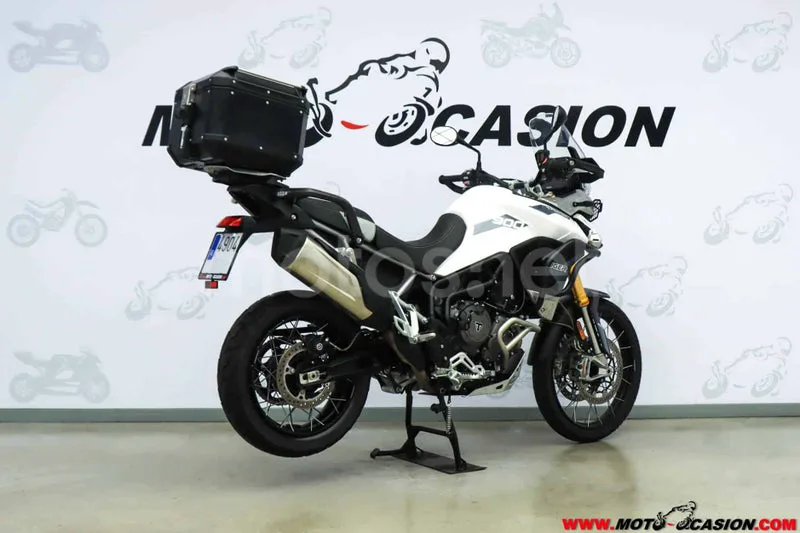 Triumph Tiger 900 – Vista 3