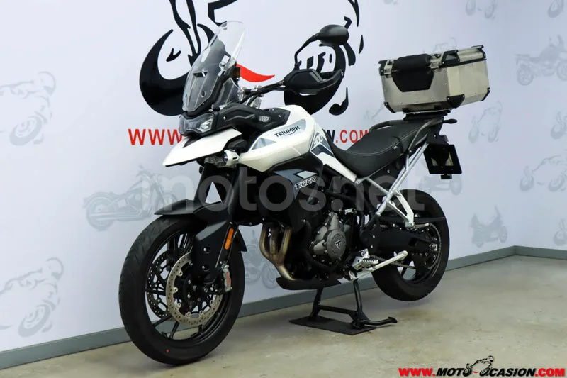 Triumph Tiger 900 – Vista 7