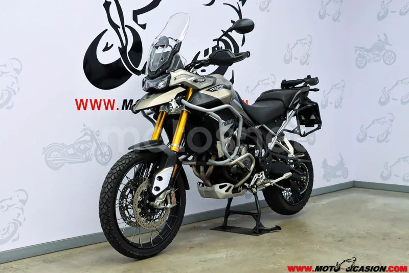 Triumph Tiger 900 – Vista 7