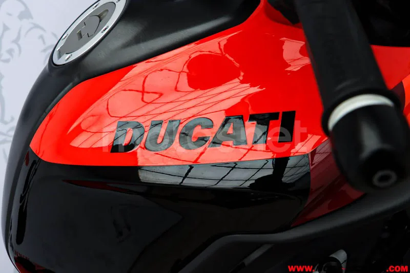 Ducati Monster – Vista 9