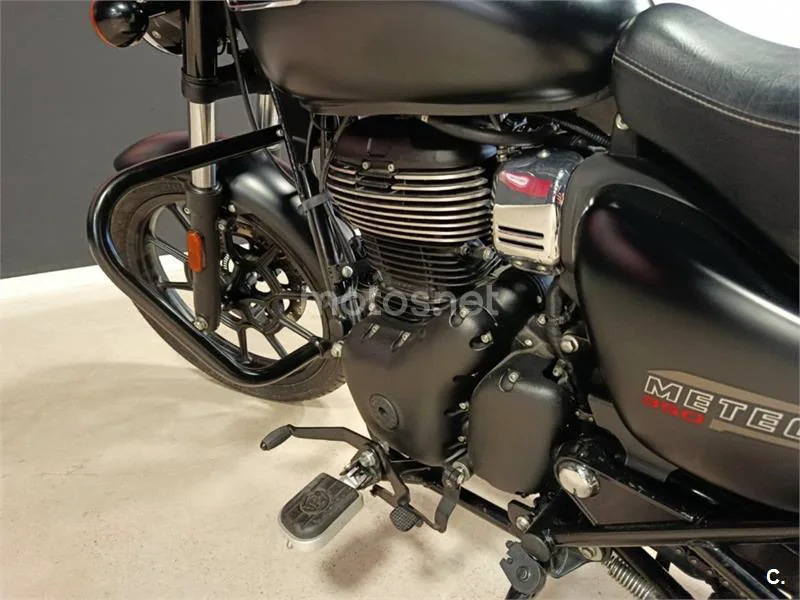 Royal Enfield Meteor 350 – Vista 14