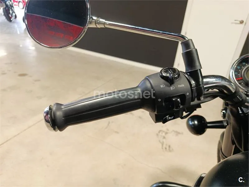 Royal Enfield Meteor 350 – Vista 8