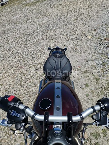 Triumph Bonneville Bobber – Vista 3