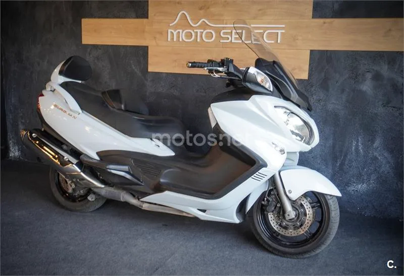 Suzuki Burgman 650 Executive – Vista 4