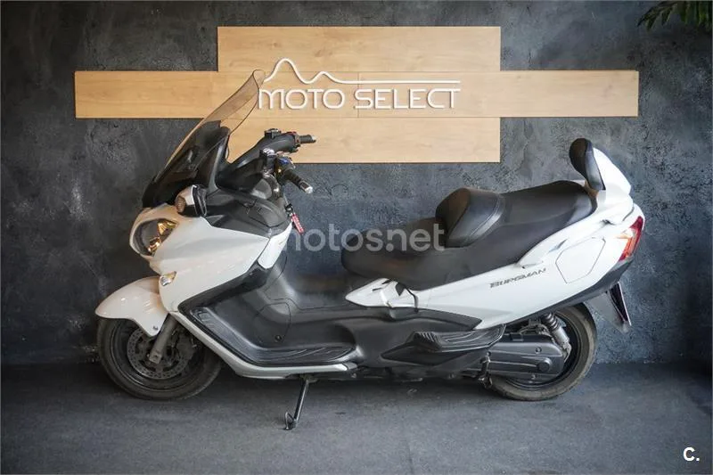Suzuki Burgman 650 Executive – Vista 9