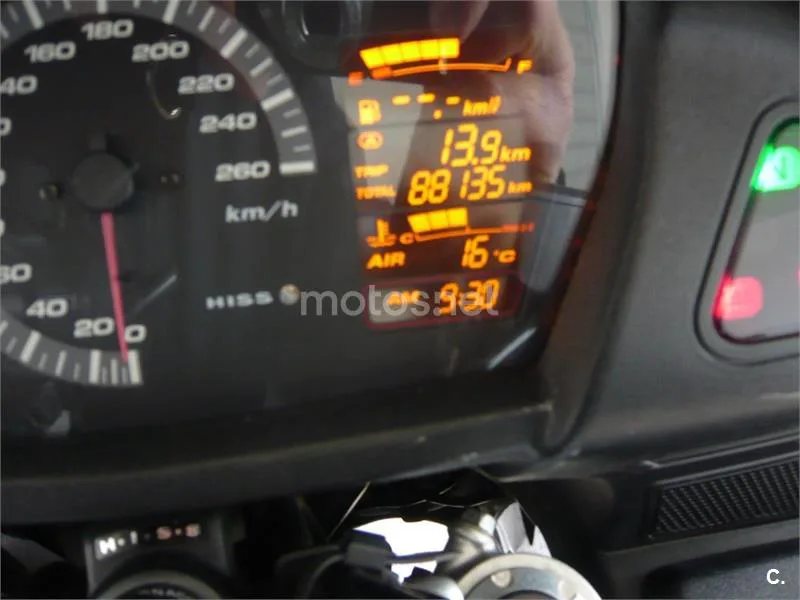 Honda Pan-European ST 1300 – Vista 5