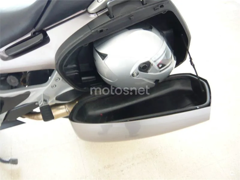 Honda Pan-European ST 1300 – Vista 6