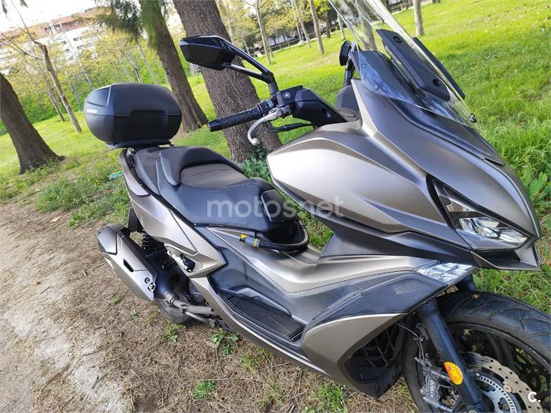 Kymco Xciting S 400 – Vista 5