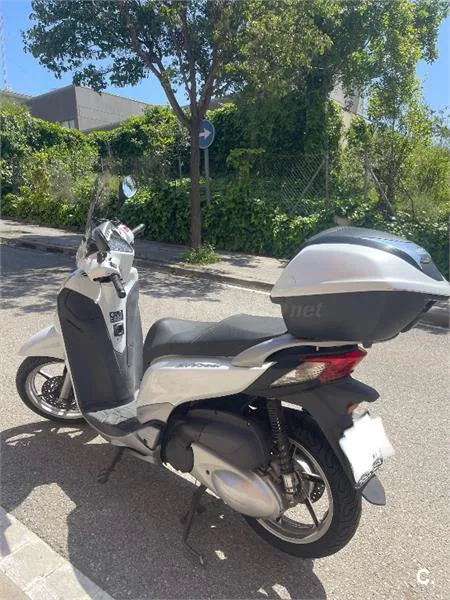 Honda SH300i – Vista 5