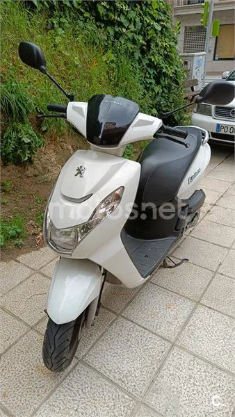 Peugeot KISBEE 50 RS – Vista 3