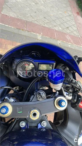 Suzuki GSX R750 – Vista 2
