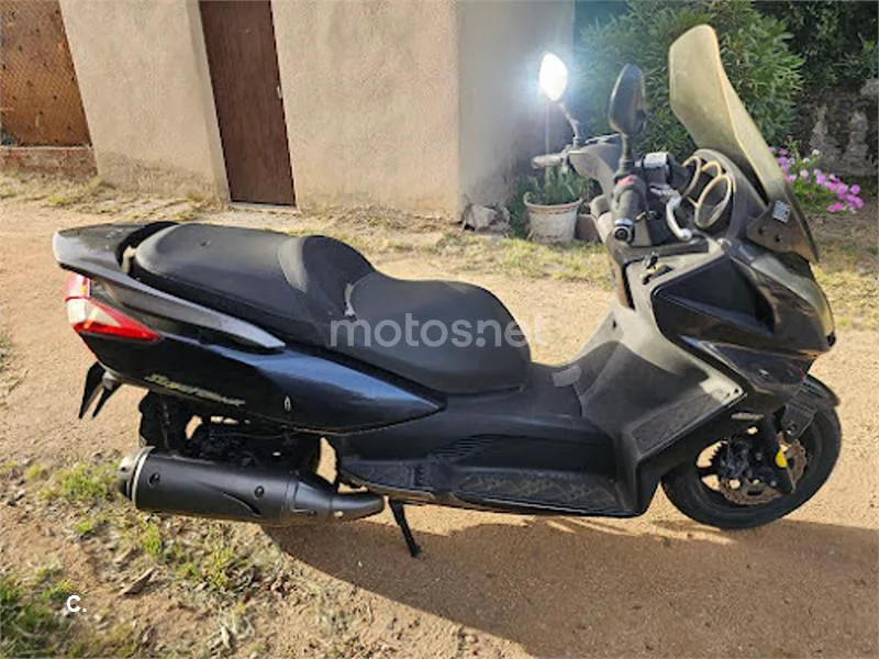 Kymco Super Dink 125 – Vista 5
