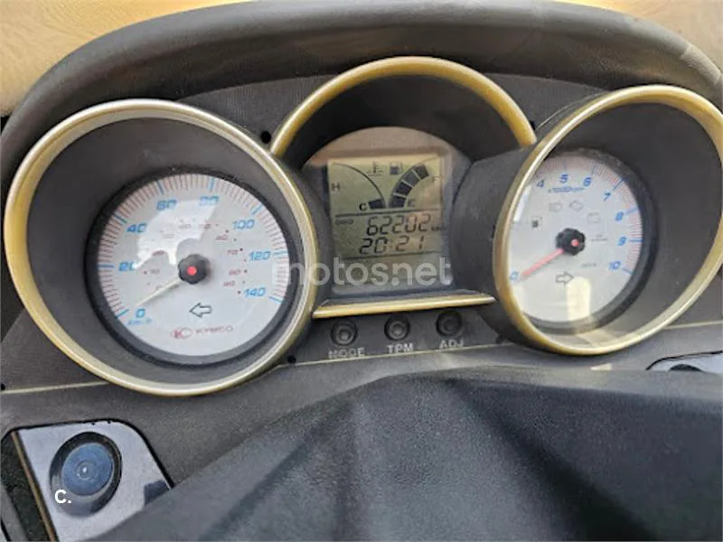 Kymco Super Dink 125 – Vista 9