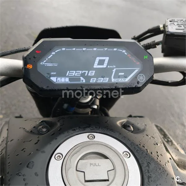 Yamaha MT-07 – Vista 12