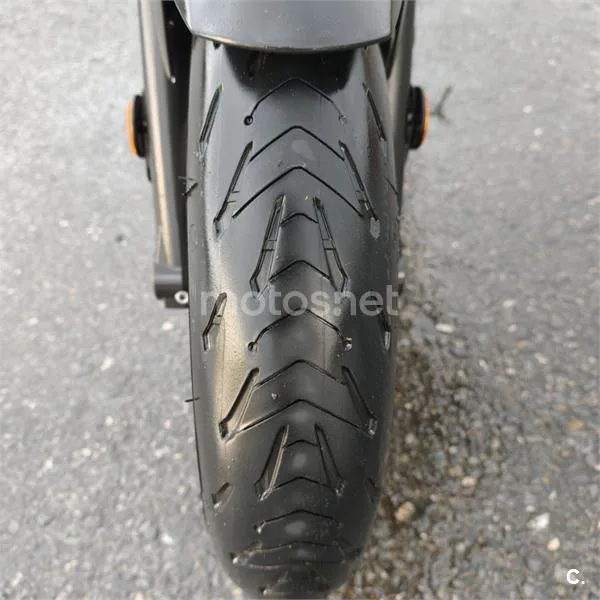 Yamaha MT-07 – Vista 13