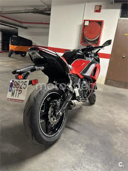 Kawasaki Ninja 650 – Vista 3