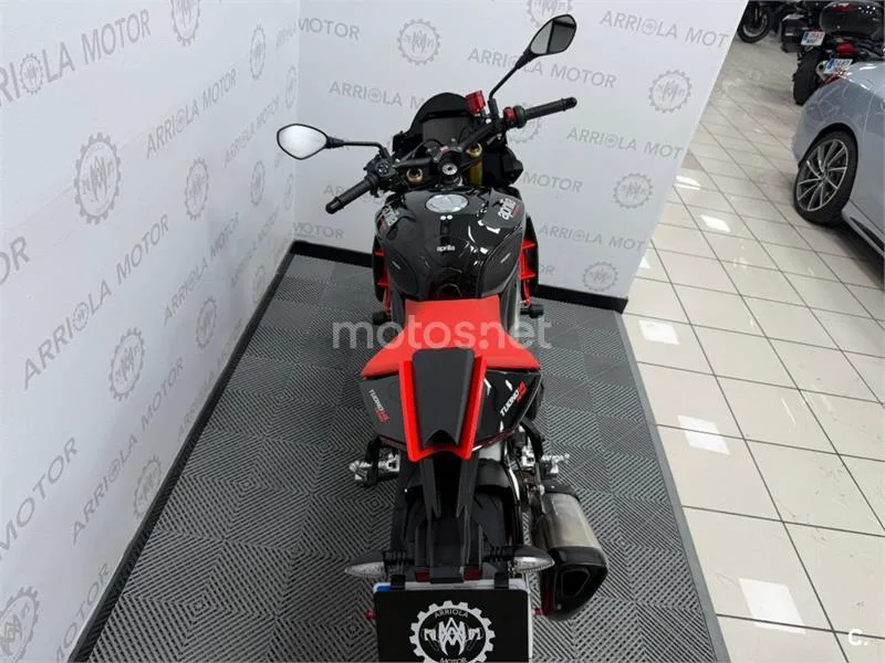 Aprilia Tuono V4 1100 Factory – Vista 8
