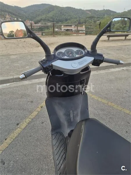 Aprilia Leonardo 125 - Vista 7