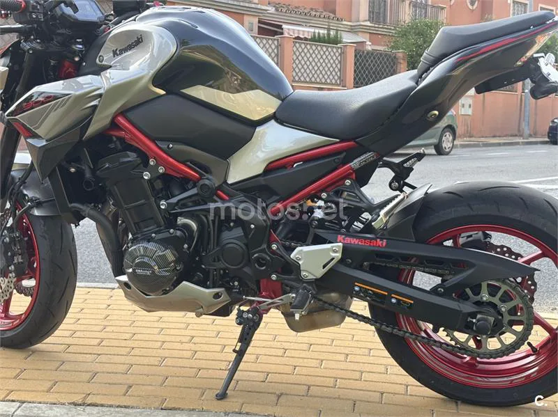 Kawasaki Z 900 – Vista 10