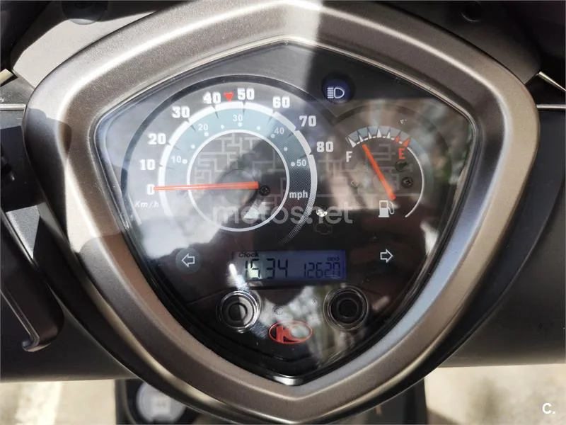 Kymco Agility City 50 – Vista 4