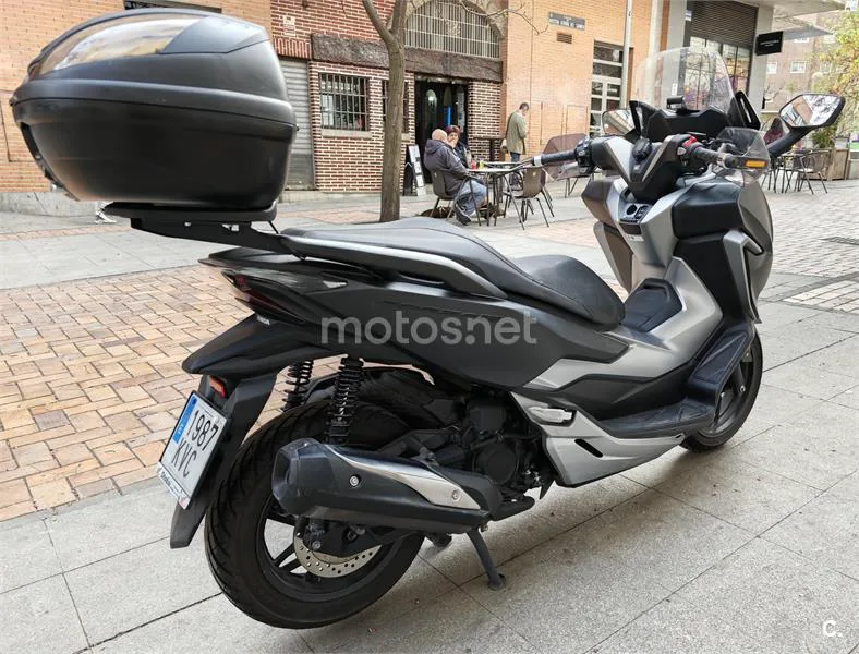 Honda Forza – Vista 3