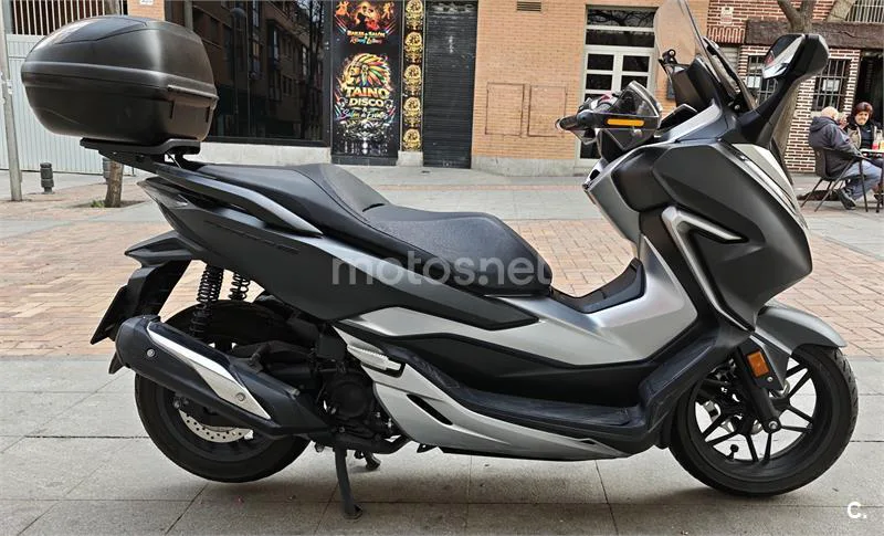 Honda Forza – Vista 8