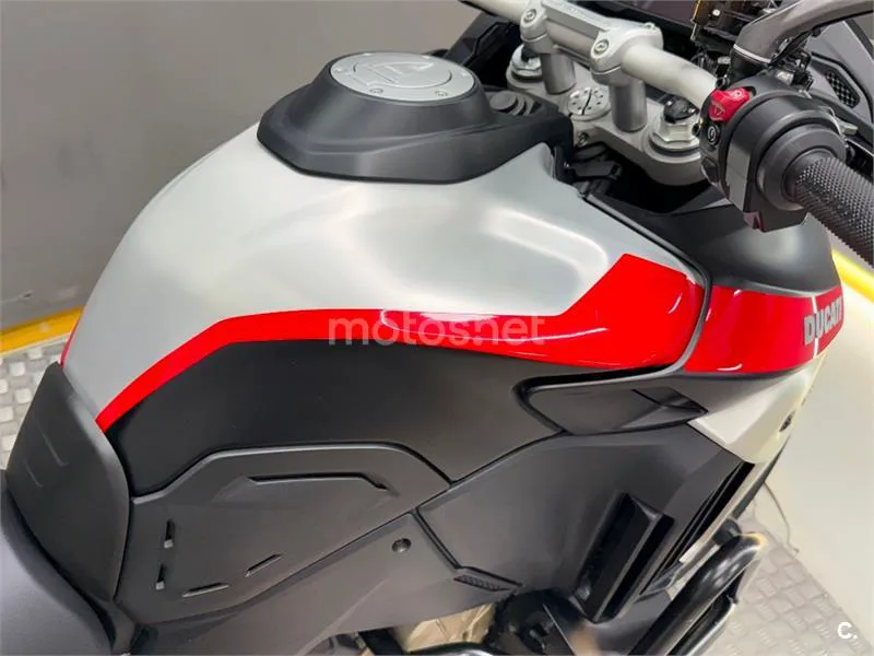 Ducati Multistrada V4 – Vista 8