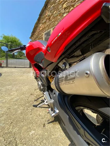 Ducati Monster 696 – Vista 6